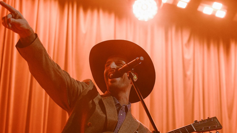 JUSTINAS JARUTIS – KASMET TO LAUKIU