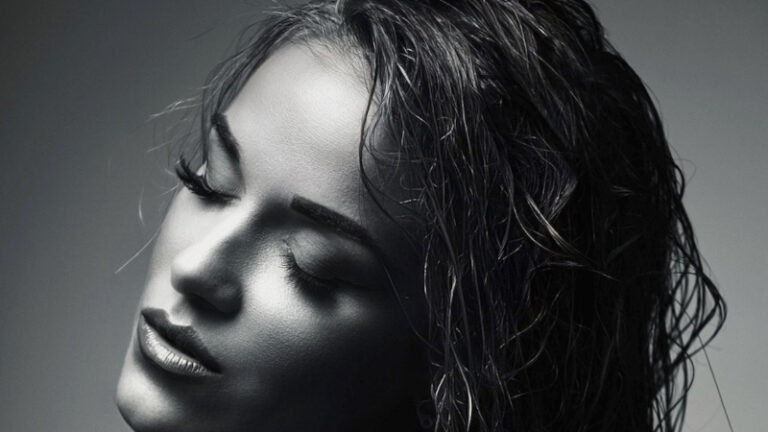NORA BLU – TAVO AKYSE