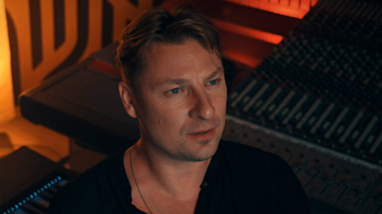RYTAS VAKARĄ PAVYS