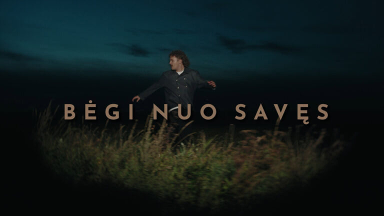 BĖGI NUO SAVĘS